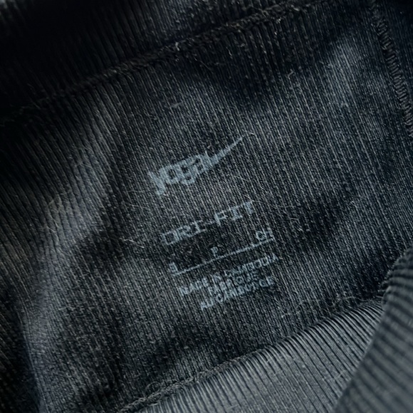 Nike Dri-fit yoga leggings - Picture 3 of 5